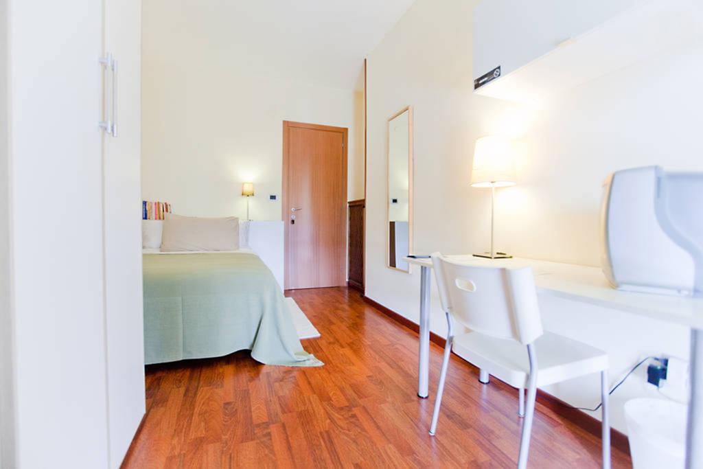 ナポリ B ＆ B デロスペダーレ デル マーレ Bed & Breakfast エクステリア 写真